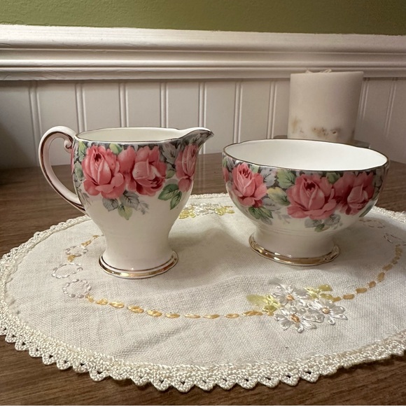 Royal Standard Rose of Sharon Creamer and Sugar Bowl Bone China Set - England - Picture 3 of 10